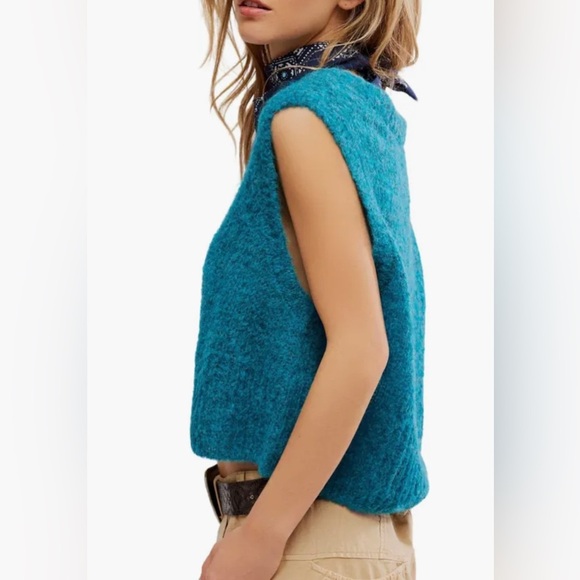 NEW Free People Alpaca Blend Sweater Vest Top - Picture 5 of 6